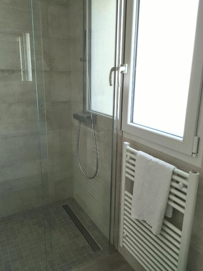 Chambre D'Hotes Du Muguet Avec Sdb Privative Le Mans Exterior foto